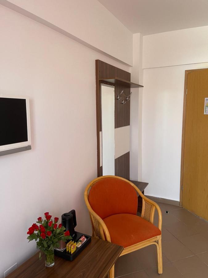 ホテル Ametist Casa Leului ナボダリ エクステリア 写真