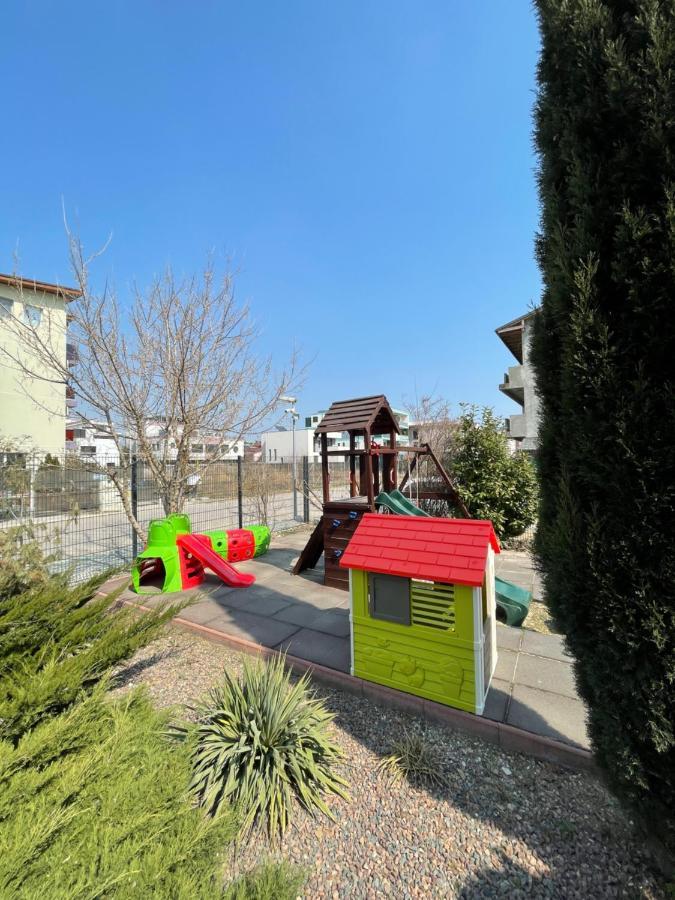 ホテル Ametist Casa Leului ナボダリ エクステリア 写真